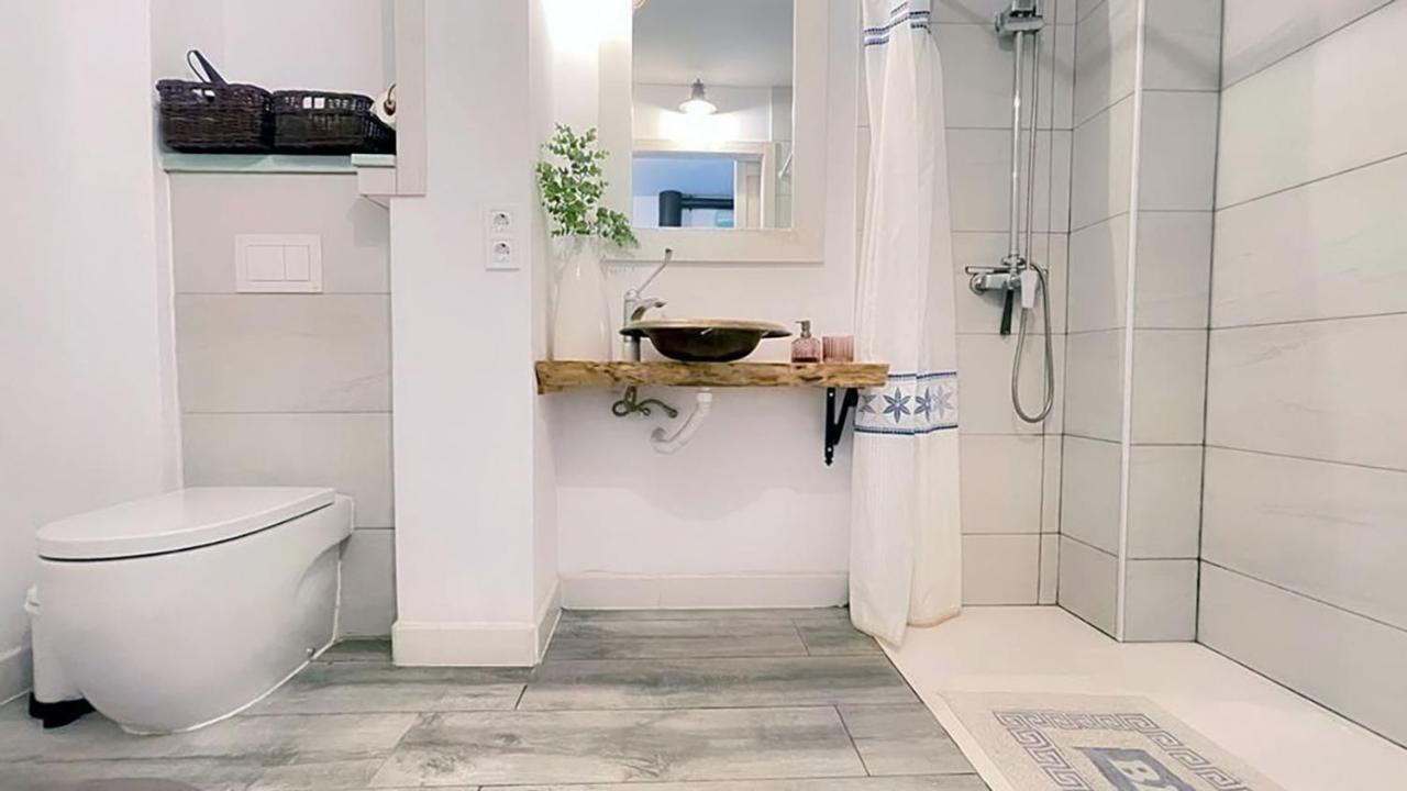 New Cozy Beach Apartment, Wifi Valencia Kültér fotó
